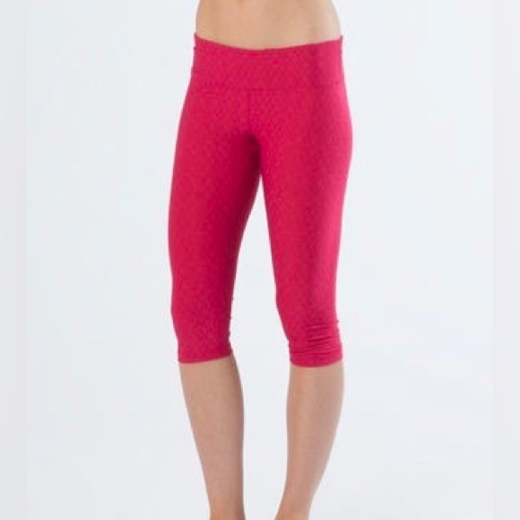 Prana Misty Knicker Pink Jacquard Cropped Leggings‎ Size Medium - Picture 2 of 10